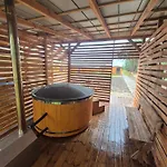 ホリデーパーク Zacisze Obok Suntago Park *