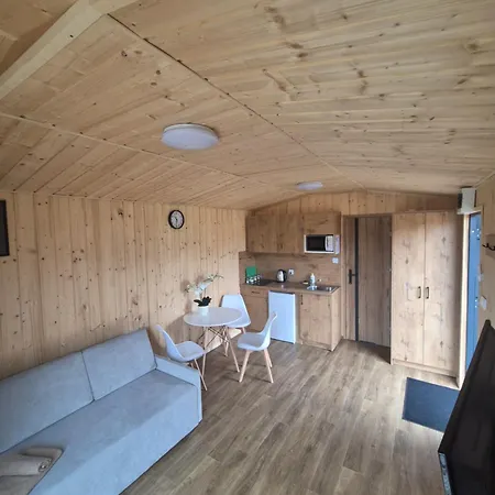 Zacisze Obok Suntago Park Grabce-Towarzystwo