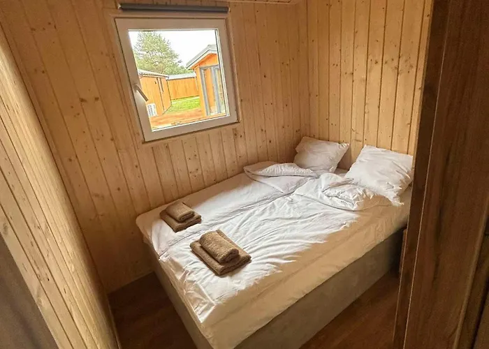 Zacisze Obok Suntago Park Grabce-Towarzystwo