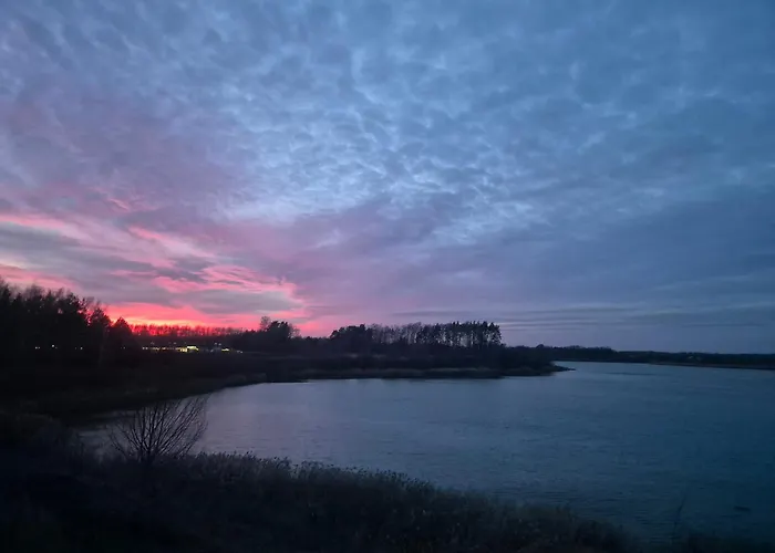 Zacisze Obok Suntago Park Grabce-Towarzystwo